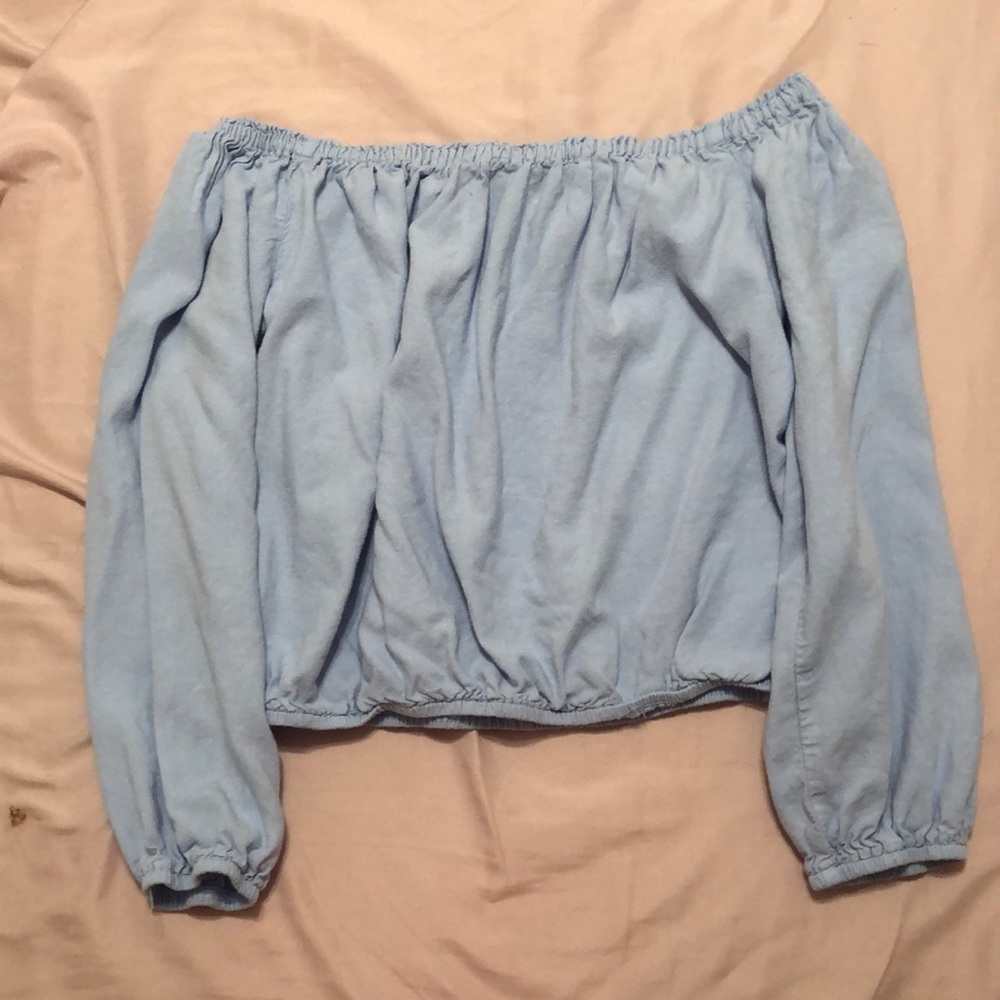 Brandy Melville off the shoulder top